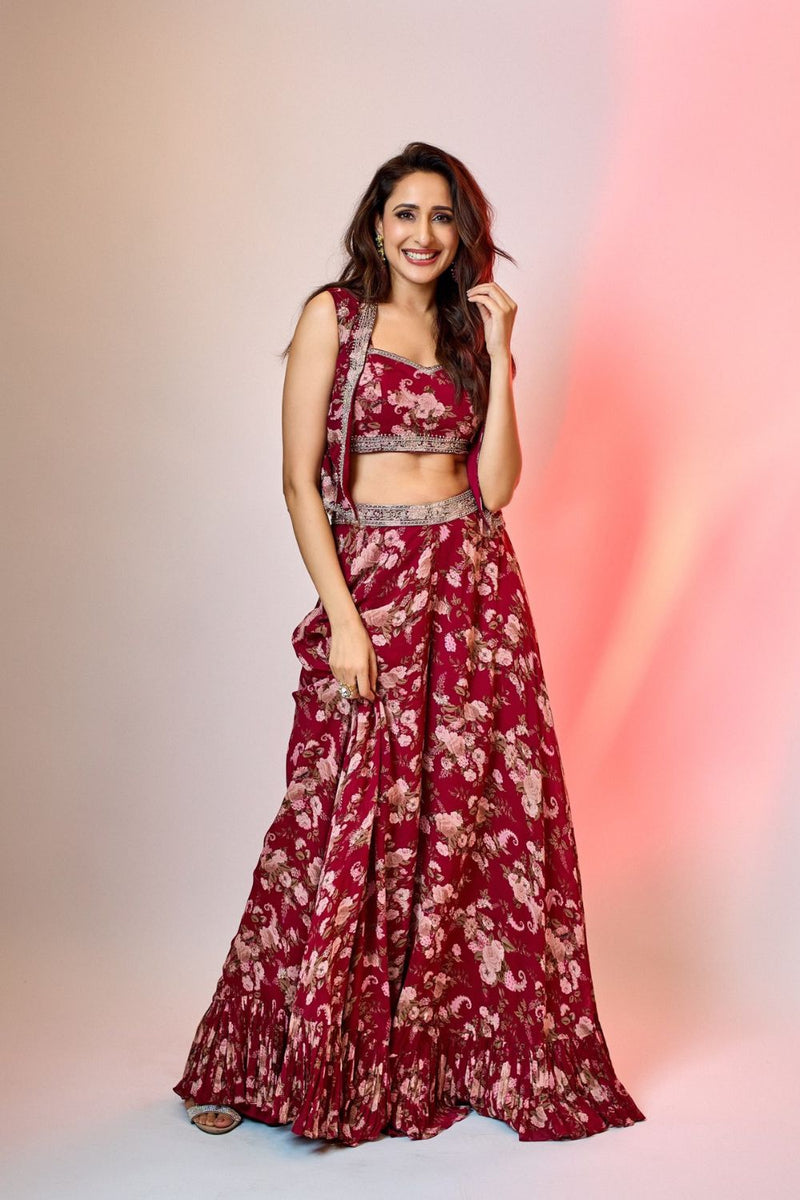 PRAGYA JAISWAL IN DUA SHARARA SET